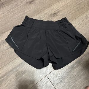 Lululemon hotty hot shorts low rise